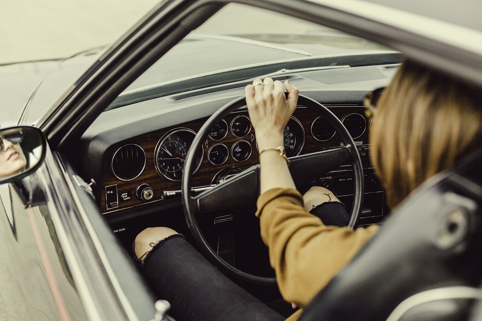 THE ULTIMATE CAR BUYING GUIDE FOR YOUNG DRIVERS